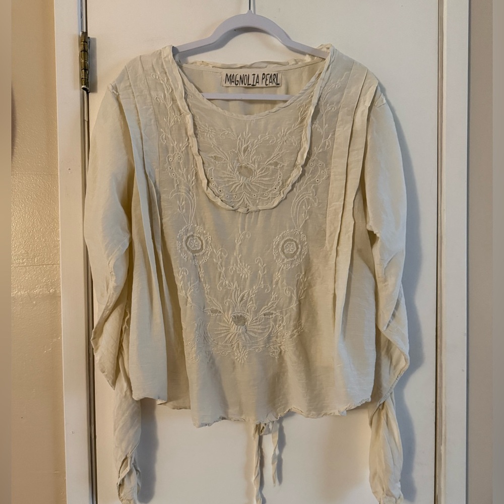 Magnolia Pearl Into The Groove Blouse in Moonlight - Picture 1 of 10